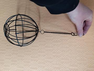Boule à foin Xxl neuve jamais utilisée, Enlèvement, Neuf, Accessoire pour rongeur