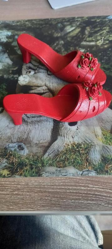 Chaussures Efteling The Dancing Red en taille réelle, Enlèvement ou Envoi, Comme neuf