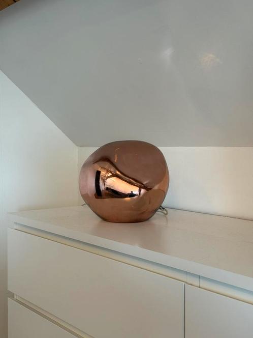 Design tafellamp in glas – koperkleurig spiegelglas, Huis en Inrichting, Lampen | Tafellampen, Glas, Ophalen