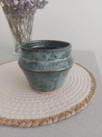 Handgemaakt keramiek bloempotje (draaischijf), Huis en Inrichting, Minder dan 50 cm, Nieuw, Blauw, Ophalen