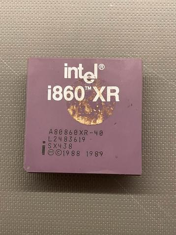 Zeer zeldzame keramische vergulde CPU Intel i860 XR beschikbaar voor biedingen