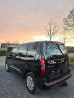 PEUGEOT PARTNER 3ZIT 8TRAPS AUTOMAAT/NAVI-PDC-CRUIS-TREKHAAK, Auto's, Stof, Euro 6, 4 cilinders, Zwart