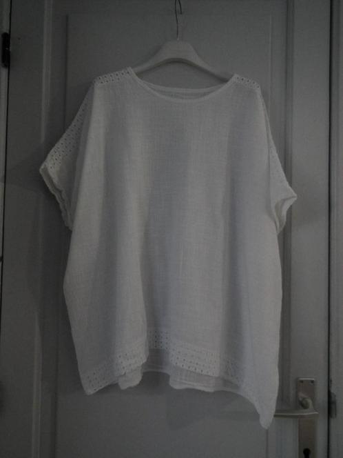 Witte blouse van 100% katoen. Voor dames One size fits all, Kleding | Dames, Blouses en Tunieken, Zo goed als nieuw, Maat 46/48 (XL) of groter