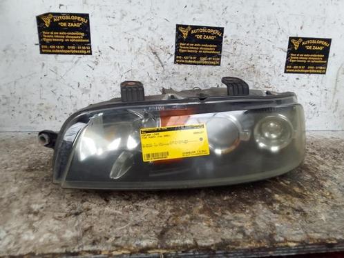 Koplamp links van een Fiat Punto, Auto-onderdelen, Verlichting, Fiat, Gebruikt, 3 maanden garantie, Ophalen of Verzenden