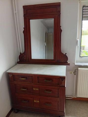 MEUBLE + MIROIR beschikbaar voor biedingen