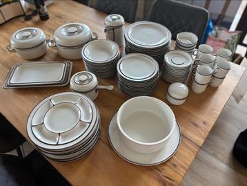 Volledige porselein vintage servies set Thomas Germany beschikbaar voor biedingen