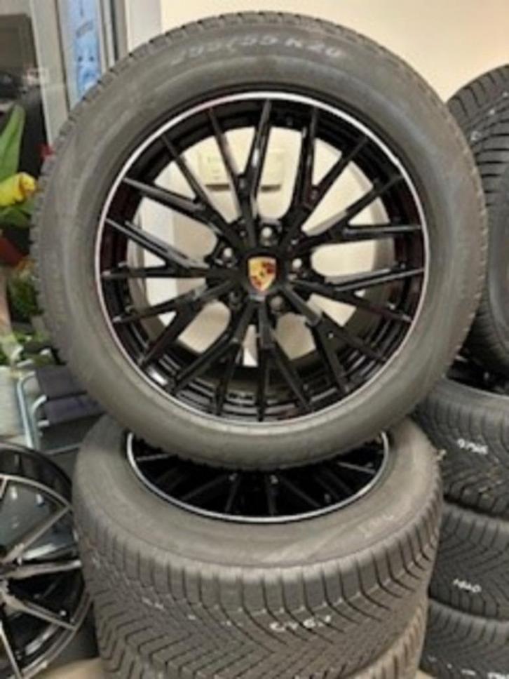 NIEUW WINTERSET PORSCHE Cayenne 20" Pirelli, Auto-onderdelen, Banden en Velgen, Velg(en), Winterbanden, 20 inch, 295 mm, Overig