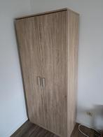 Mooie kleerkast 180x80x54 CM  zeer goede staat, Ophalen
