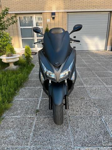 Motor kymco, Fietsen en Brommers, Ophalen