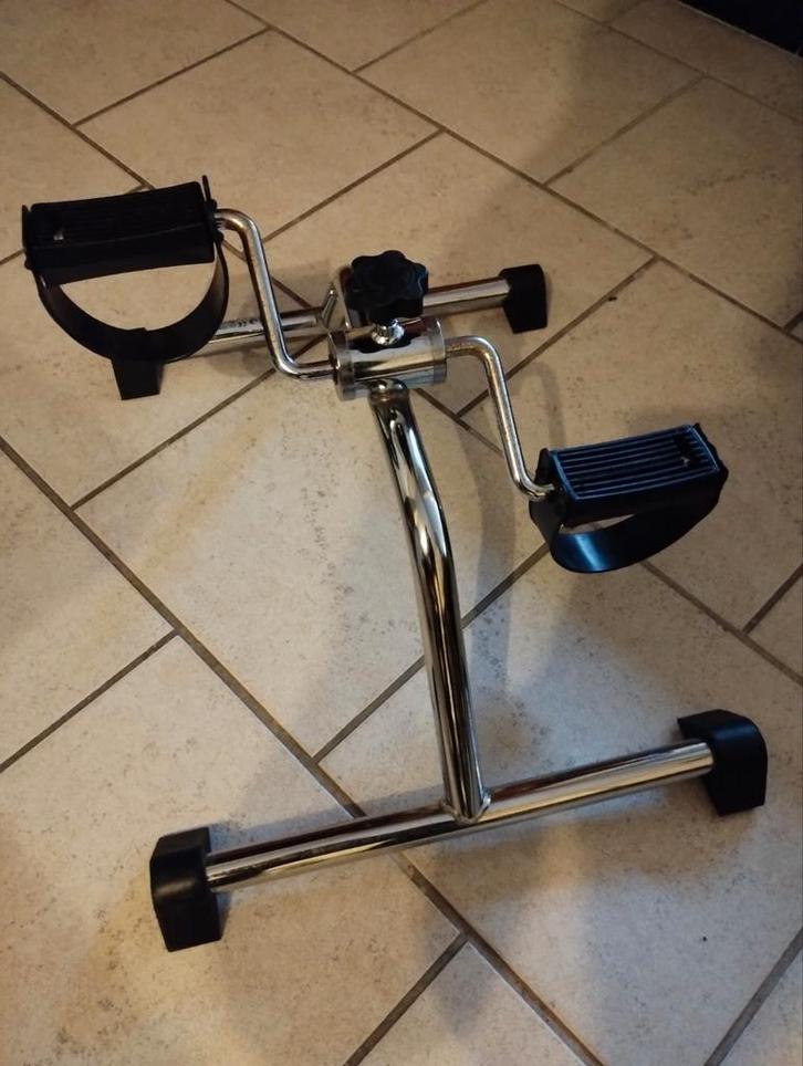 Mobiliteitstrainer....pedalo...als nieuw...0478028005, Sport en Fitness, Fitnessapparatuur, Zo goed als nieuw, Ophalen of Verzenden