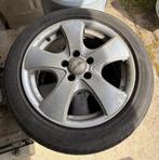 4 aluvelgen met prima zomerbanden, Skoda, Ophalen, Gebruikt, 15 inch, Banden en Velgen