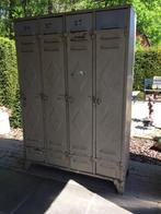 Authentieke oude Franse 4 - deurs locker / lockerkast, Ophalen, Gebruikt