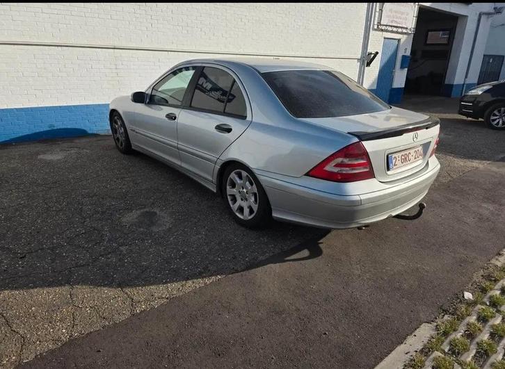 Mercedes c200, Auto's, Mercedes-Benz, Particulier, 200-Serie, ABS, Airbags, Airconditioning, Alarm, Bluetooth, Boordcomputer, Centrale vergrendeling