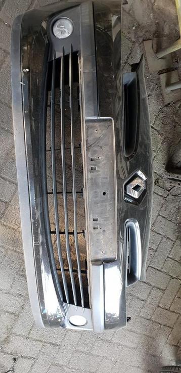RENAULT CLIO 3 VOORBUMPER  beschikbaar voor biedingen
