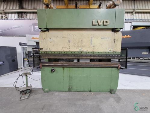 Kantbanken LVD PPNM2 1978, Zakelijke goederen, Machines en Bouw | Metaalbewerking