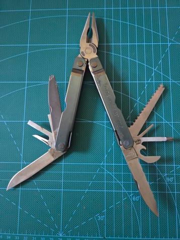 Leatherman super tool beschikbaar voor biedingen