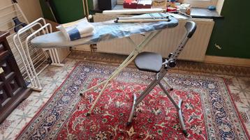 strijkplank + Jeannette + hoge stoel beschikbaar voor biedingen