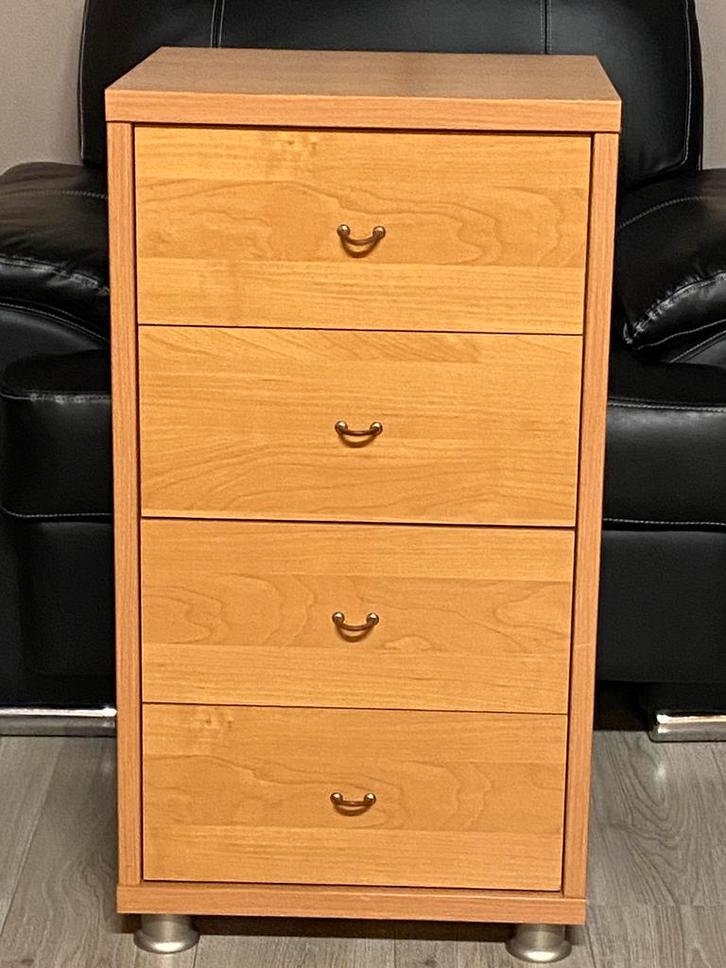 1 NIEUW massief houten dressoir met 5 laden, prijs: 50€, Huis en Inrichting, Kasten | Ladekasten, Nieuw, Minder dan 100 cm, Minder dan 50 cm