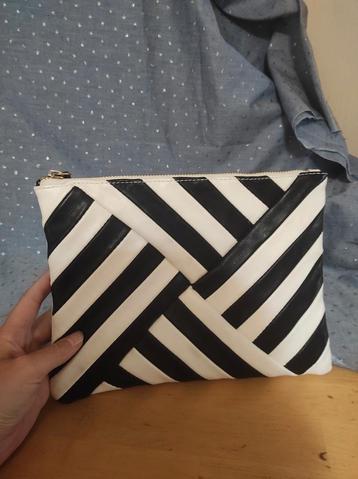 Zwart wit clutch handtas Even & Odd met rits beschikbaar voor biedingen