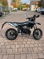 Sherco SM-R Blackmoon 50cc, Fietsen en Brommers, Ophalen, 6 versnellingen, Gebruikt, Klasse B (45 km/u)