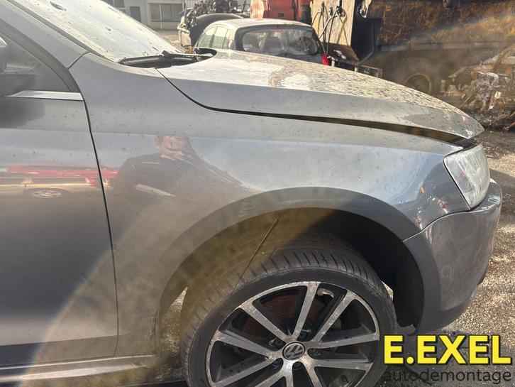 Spatbord Rechts Volkswagen Jetta IV (162/16A) 2011-17 LD7X, Auto-onderdelen, Carrosserie, Spatbord, Volkswagen, Rechts, Gebruikt