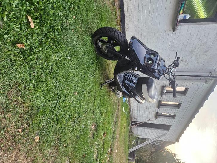 Mbk spirit oud model, Fietsen en Brommers, Scooters | Yamaha, Gebruikt, Overige modellen, Benzine, Ophalen