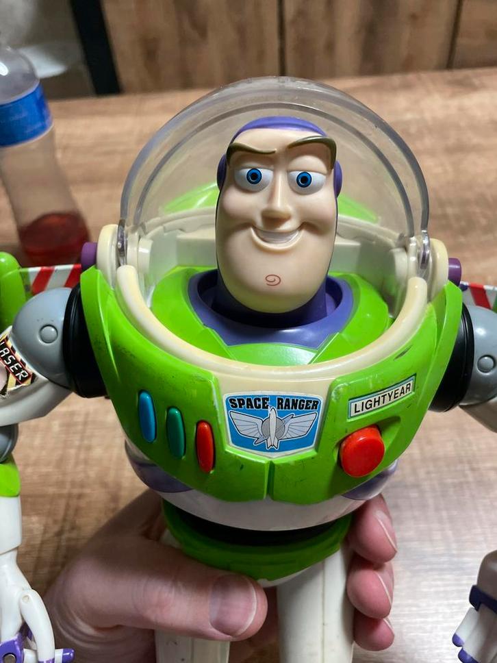 Mooie Buzz Lightyear speelgoedfiguur., Verzamelen, Film en Tv, Zo goed als nieuw, Ophalen