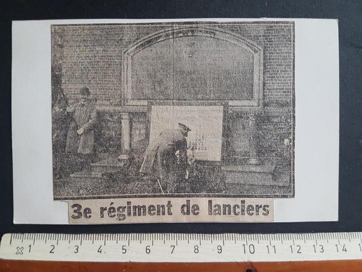 Knipsel op postkaart: Oorlogsmonument 3e régiment Lanciers, Verzamelen, Militaria | Algemeen, Landmacht, Foto of Poster, Verzenden
