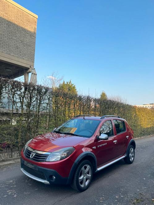 Dacia Sandero STEPWAY 1.6 benzine met 93.000KM met GARANTIE, Autos, Dacia, Entreprise, Achat, Sandero Stepway, Airbags, Air conditionné