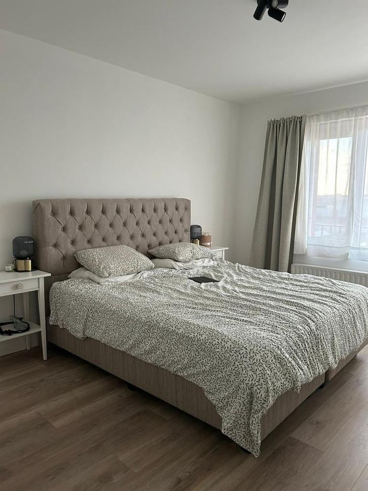 Appartement tekoop ( gerenoveerd 2024), Immo, Huizen en Appartementen te koop, Antwerpen (stad), tot 200 m², Appartement, Verkoop zonder makelaar