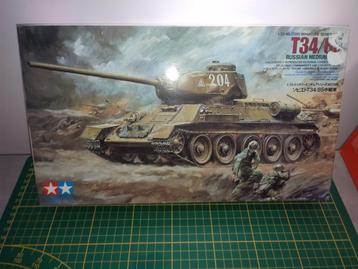 Tamiya T34/85 Russian Medium Tank 1/35 Vintage Tamiya 1987!! beschikbaar voor biedingen