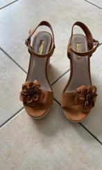 Verschillende dames schoenen, Ophalen, Zo goed als nieuw, Zwart, Slippers