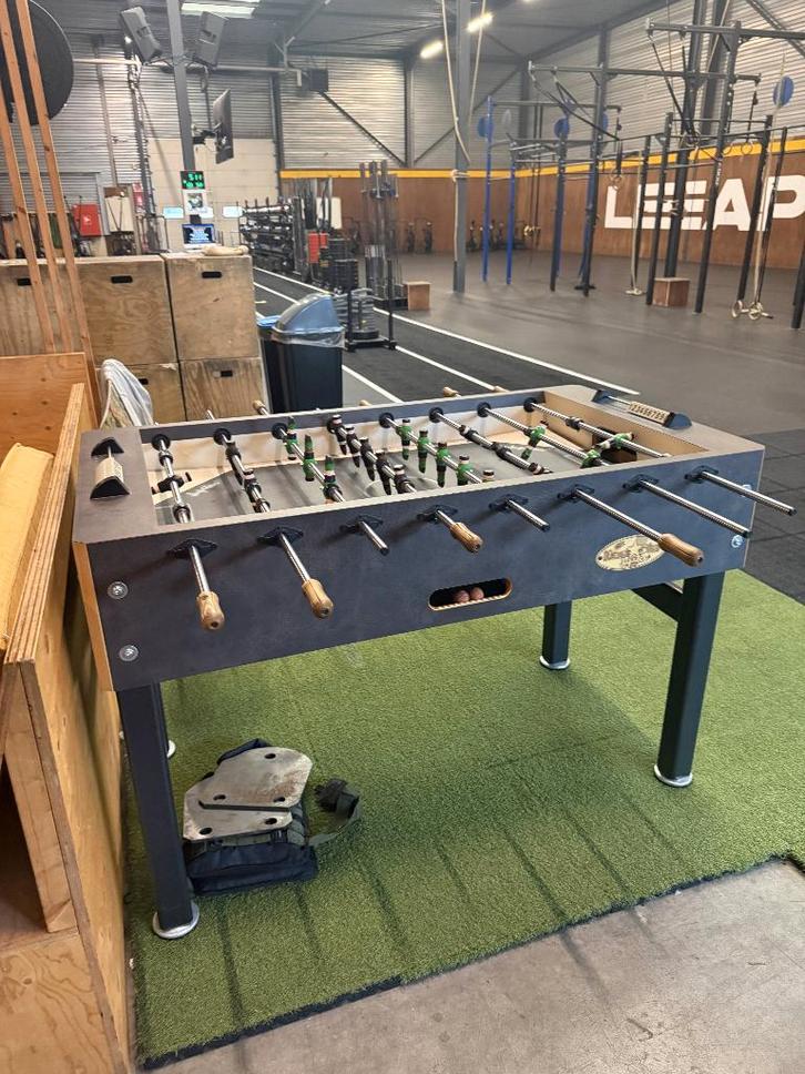 Tafelvoetbal / voetbaltafel / kickertafel Jupiter Homestar, Enfants & Bébés, Jouets | Tables de football, Comme neuf, Enlèvement