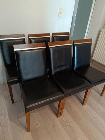 🔥6 chaises en similicuir et en bois🔥 beschikbaar voor biedingen
