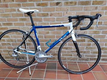 Decathlon B'Twin racefiets,  prima instapper, Shimano.  beschikbaar voor biedingen