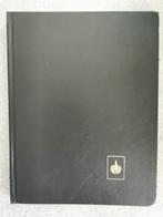 zwart postzegelalbum met 12 witte pagina's, Ophalen of Verzenden