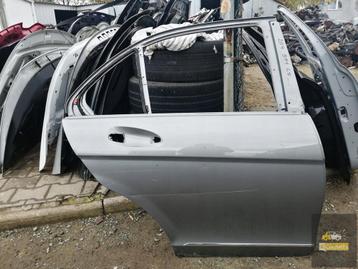Mercedes W204 Rechter achterdeur beschikbaar voor biedingen