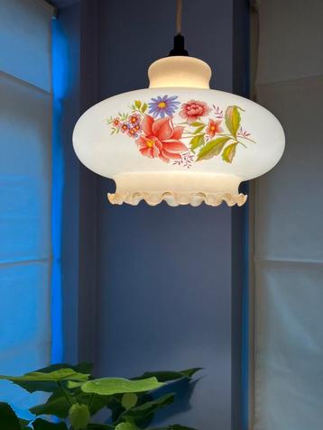 Retro bloemen hanglamp beschikbaar voor biedingen