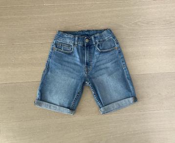 Jeans Short van Zara (Maat 10 jaar / 140)  beschikbaar voor biedingen