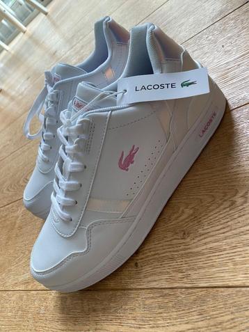Chaussures Lacoste 38