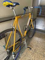Koersfiets, Fietsen en Brommers, Ophalen, Zo goed als nieuw