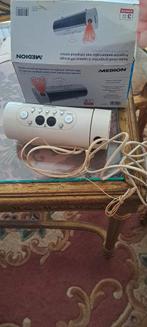 A vendre radio réveil, projection de o, Enlèvement