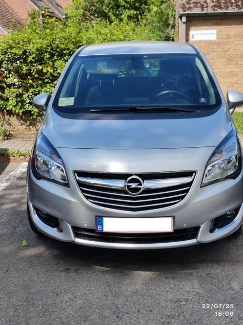 Opel Meriva B 1.6Cdti Cosmo full options, Auto's, Opel, Particulier, Meriva, ABS, Achteruitrijcamera, Airbags, Bluetooth, Boordcomputer