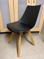 Eetkamerstoelen zwart - hout, Huis en Inrichting, Stoelen, Vijf, Zes of meer stoelen, Gebruikt, Hout, Zwart