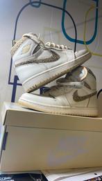 Air Jordan high ( maat 38,5), Ophalen of Verzenden, Zo goed als nieuw