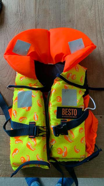 Reddingsvest Besto baby beschikbaar voor biedingen