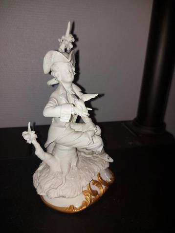 Figurine Volta en biscuit blanc, Enlèvement ou Envoi