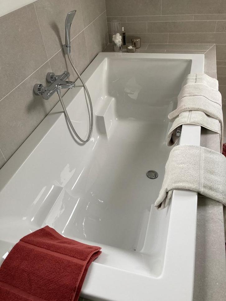 Bad, Doe-het-zelf en Bouw, Sanitair, Zo goed als nieuw, Bad, Chroom, Ophalen