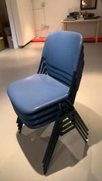4 blauwe stoelen, Huis en Inrichting, Stoelen, Ophalen, Kunststof, Gebruikt, Blauw