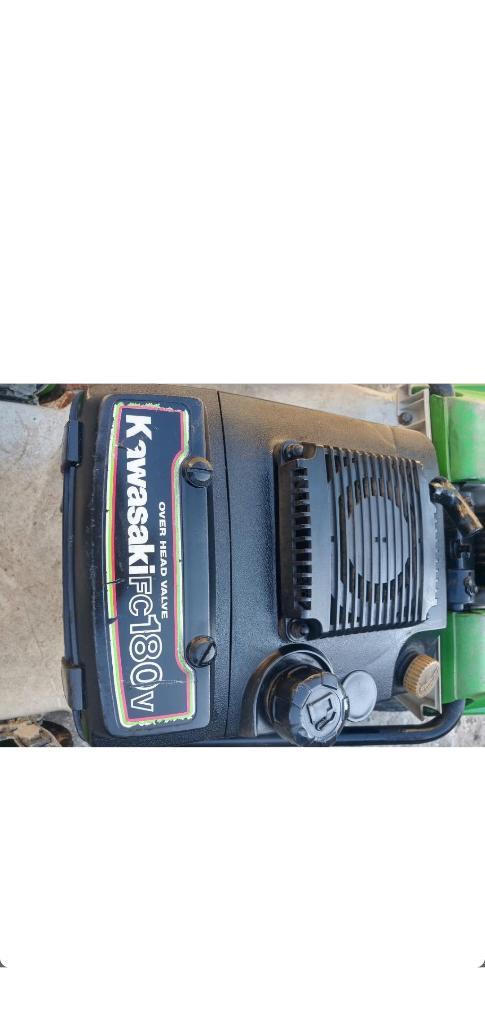 Professionele grasmaaier ETESIA kawasaki FC180V 6HP, Tuin en Terras, Grasmaaiers, Gebruikt, Benzine-grasmaaier, 50 cm of meer